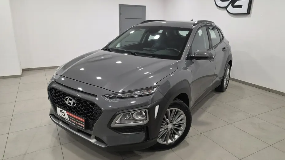 HYUNDAI Kona -