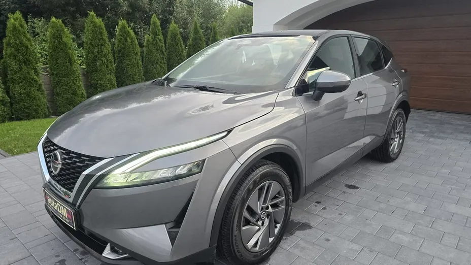 NISSAN Qashqai -