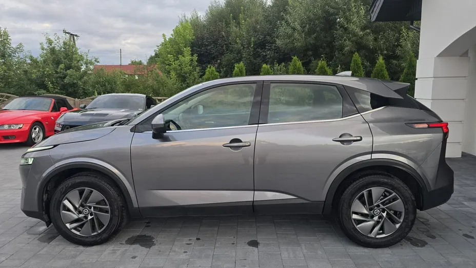 NISSAN Qashqai -