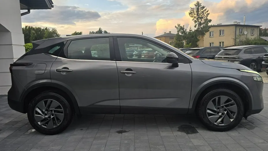 NISSAN Qashqai -