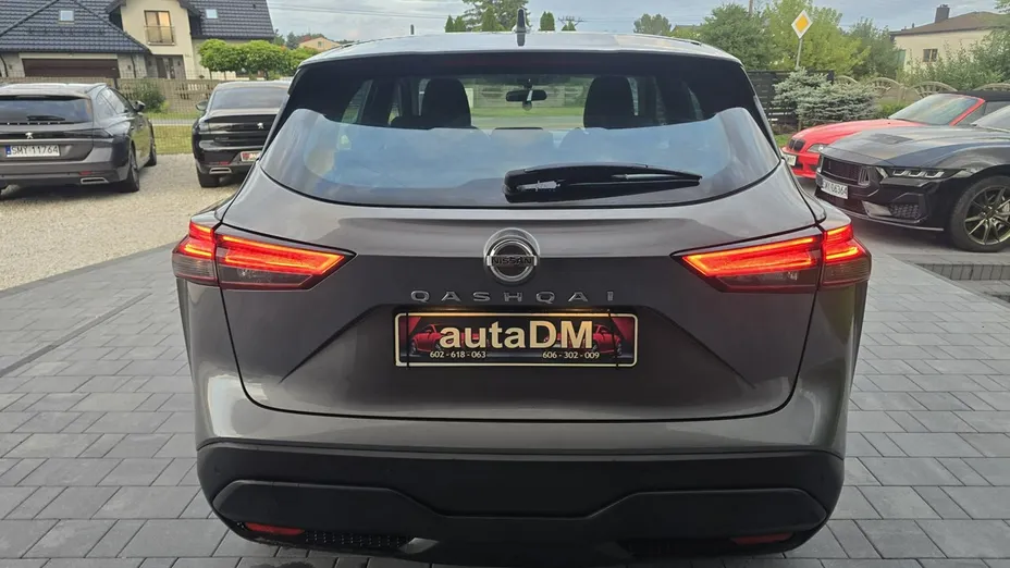 NISSAN Qashqai -