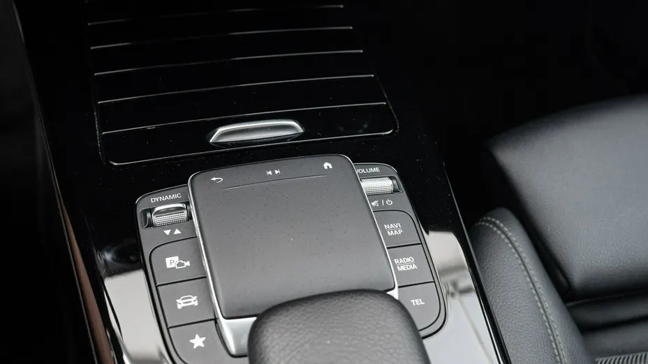 MERCEDES-BENZ A Klasa -