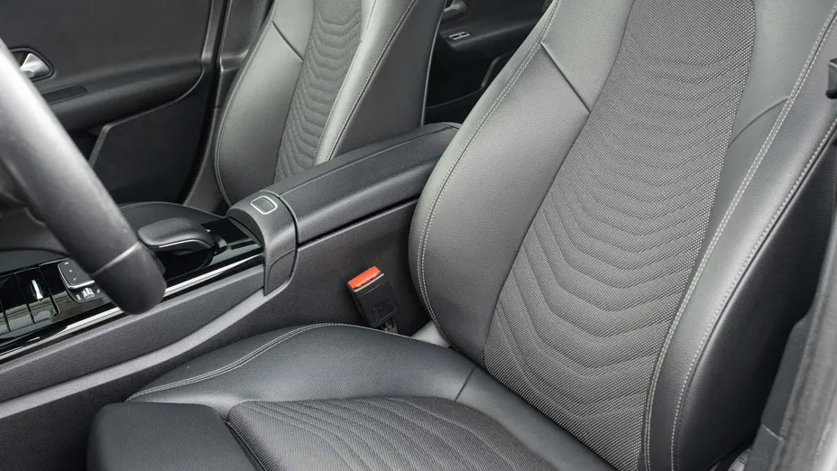 MERCEDES-BENZ A Klasa -
