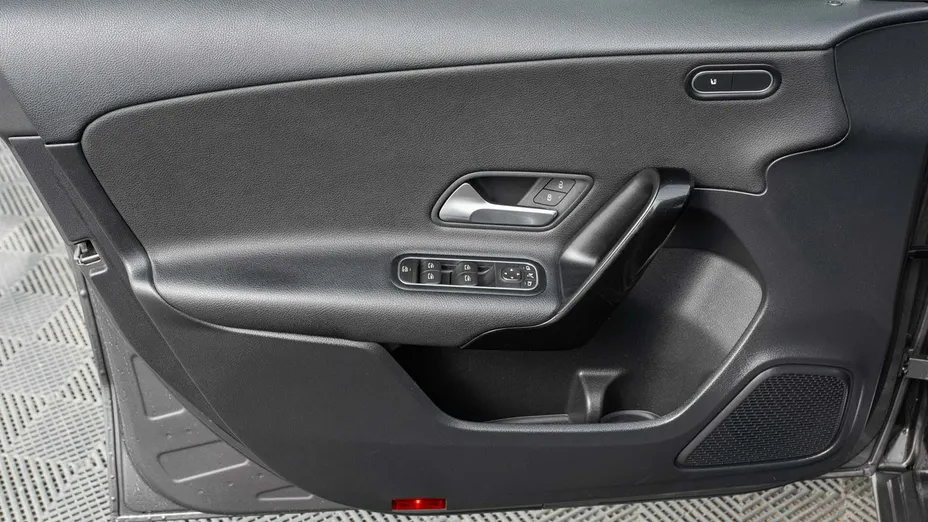MERCEDES-BENZ A Klasa -