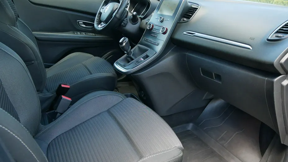RENAULT Grand Scenic -