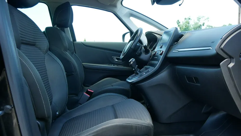 RENAULT Grand Scenic -