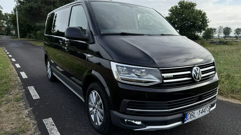 VOLKSWAGEN Multivan -