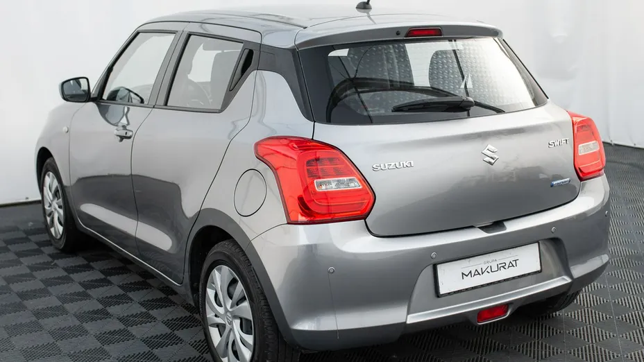 SUZUKI Swift -