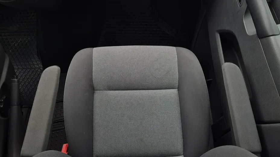 VOLKSWAGEN Multivan -