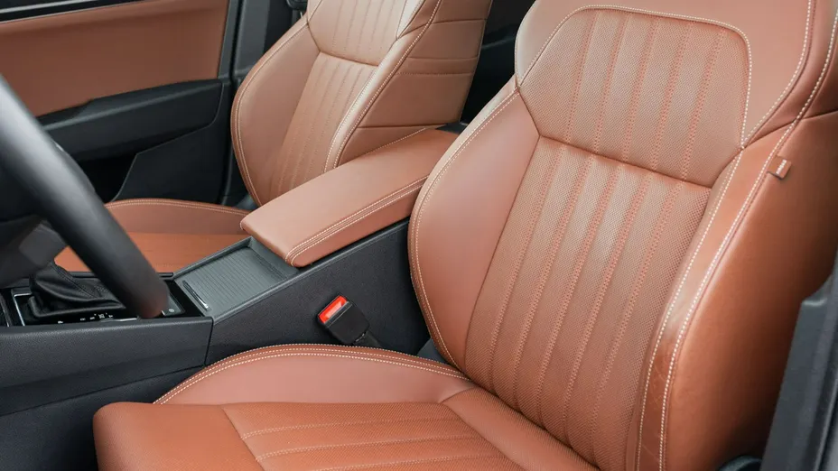 SKODA Superb -