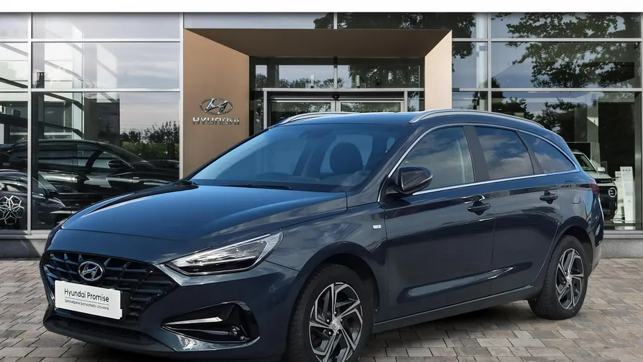 HYUNDAI i30 -