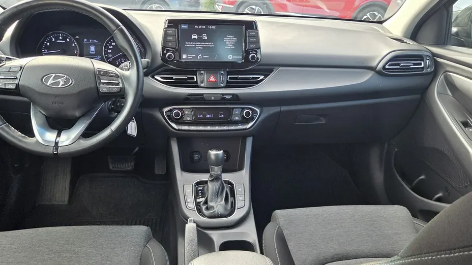 HYUNDAI i30 -
