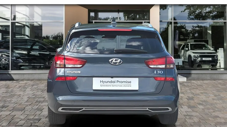 HYUNDAI i30 -