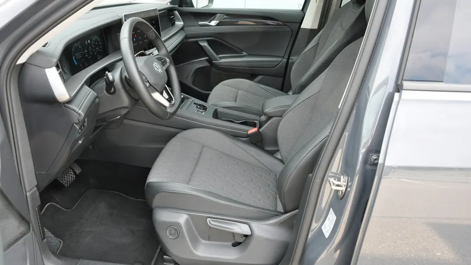 VOLKSWAGEN Tayron -
