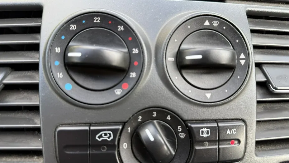 MERCEDES-BENZ Vito -