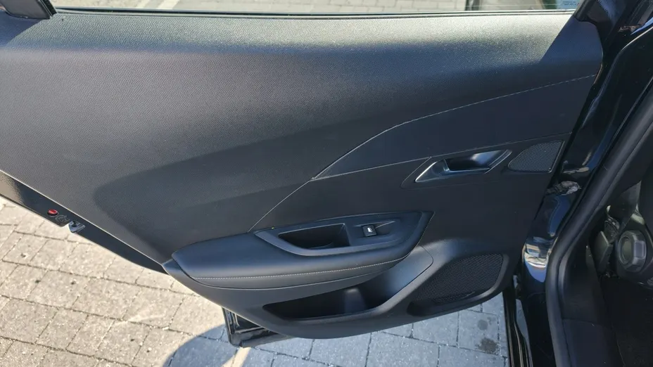 PEUGEOT 2008 -