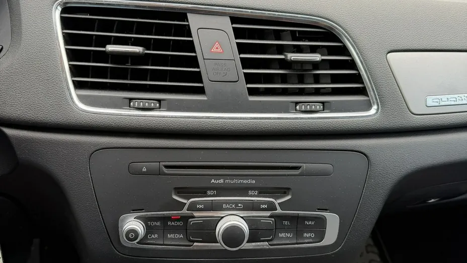 AUDI Q3 -