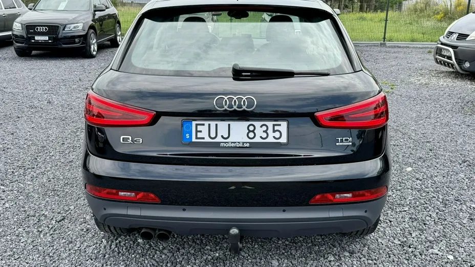 AUDI Q3 -