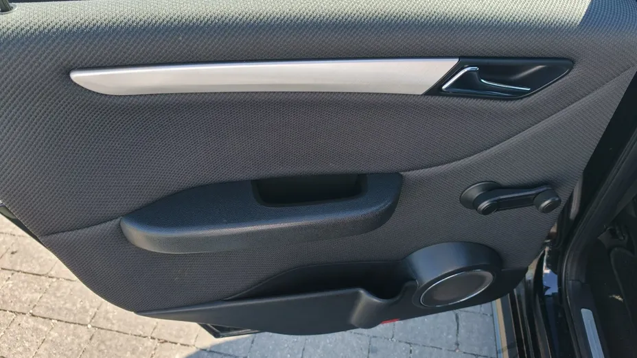 MERCEDES-BENZ B Klasa -