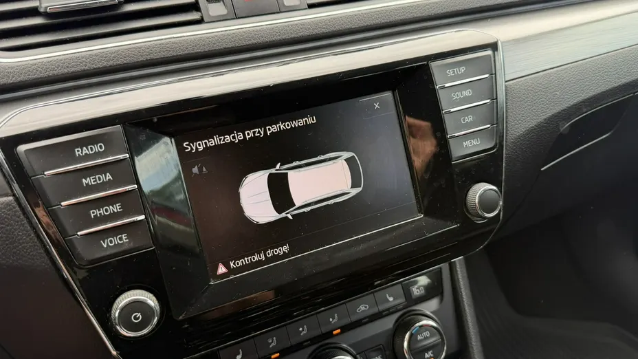 SKODA Superb -