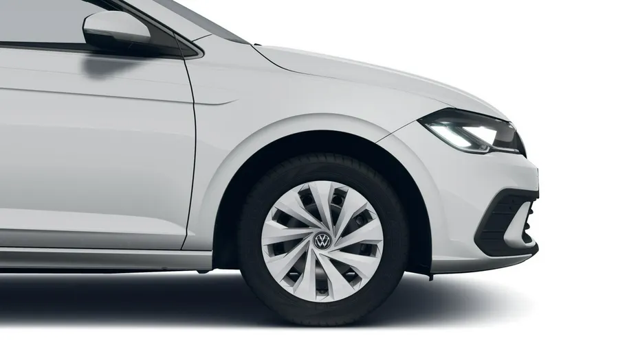 VOLKSWAGEN Polo -