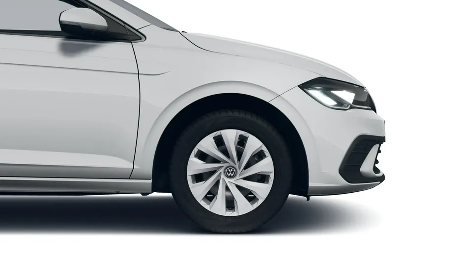 VOLKSWAGEN Polo -