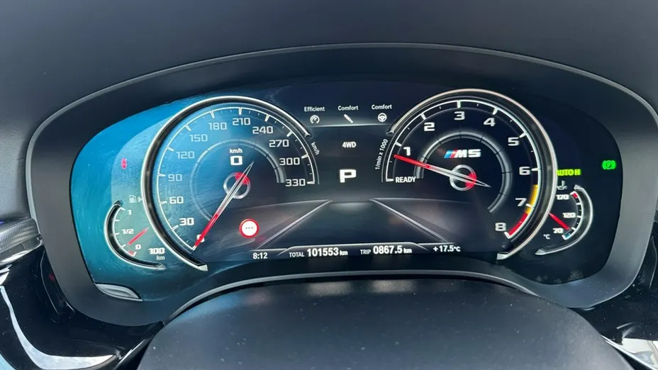 BMW M5 -