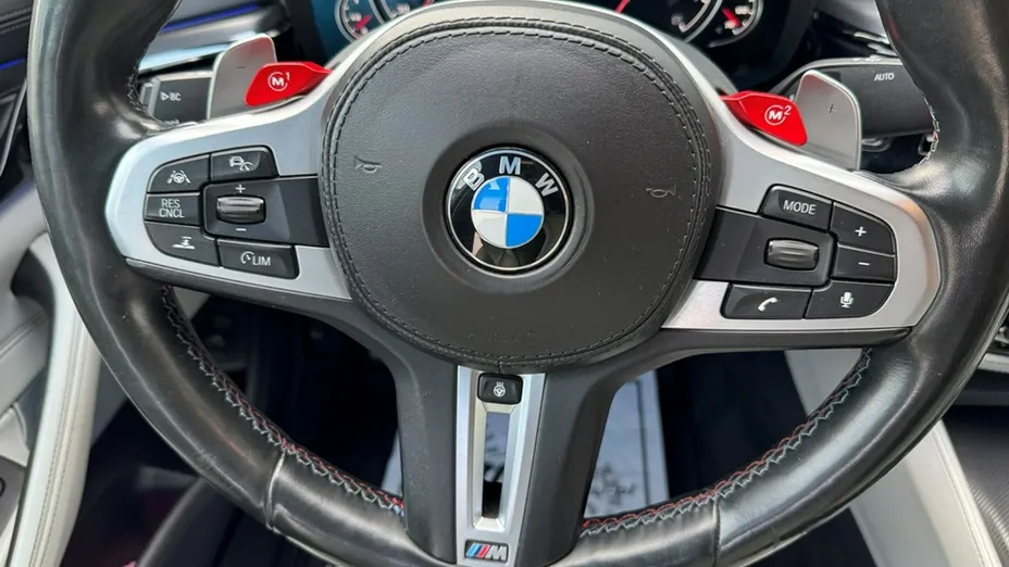 BMW M5 -