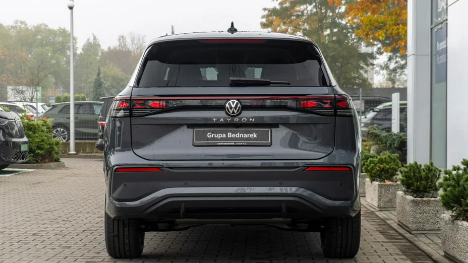 VOLKSWAGEN Tayron -