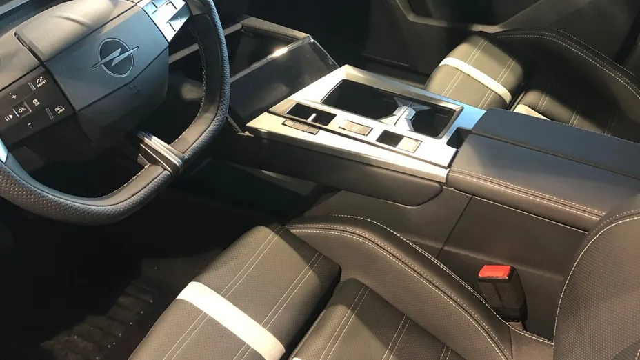 OPEL Grandland X Grandland 1.2 mHEV GS eDTC6 Nowy