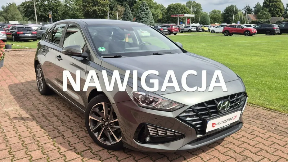 HYUNDAI i30 -