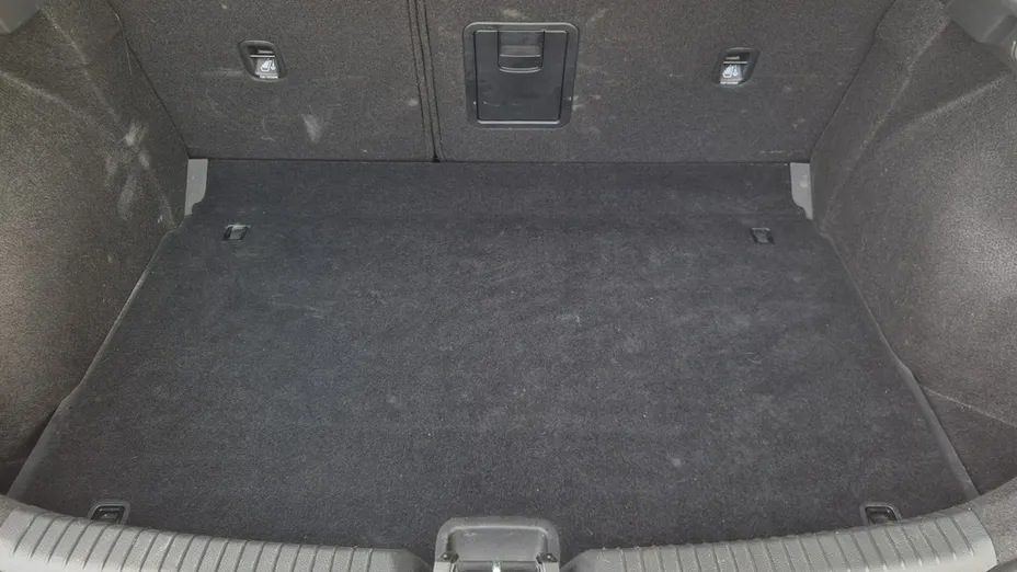 HYUNDAI i30 -