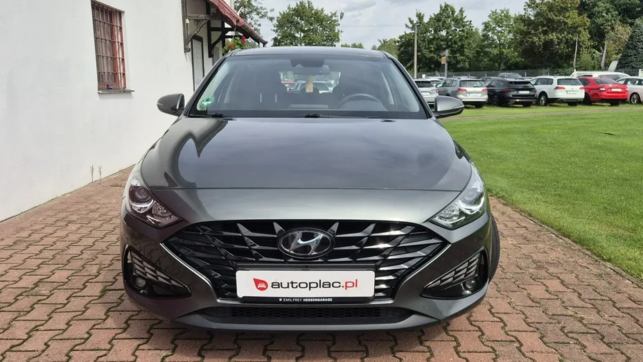HYUNDAI i30 -