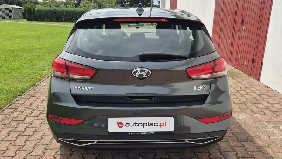 HYUNDAI i30 -