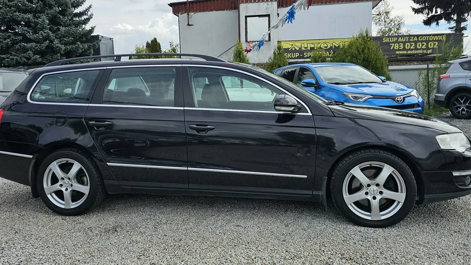 VOLKSWAGEN Passat -