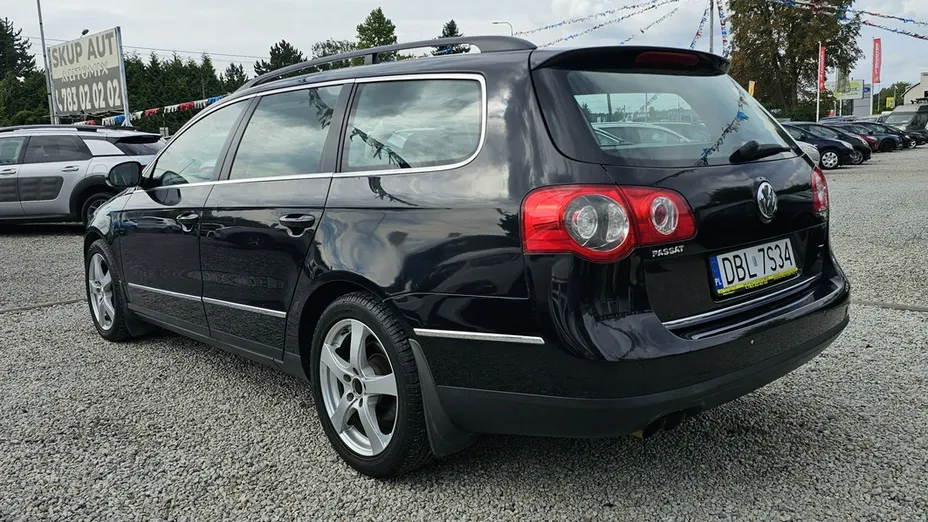 VOLKSWAGEN Passat -