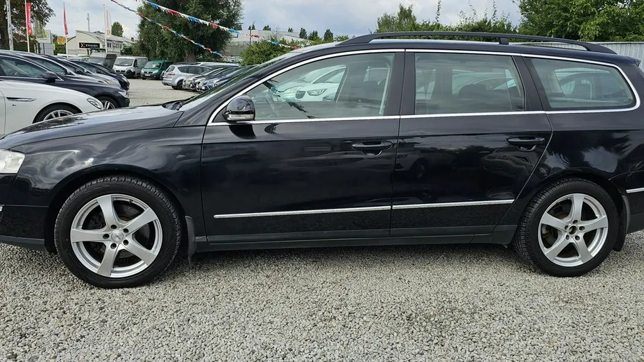 VOLKSWAGEN Passat -