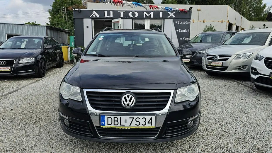 VOLKSWAGEN Passat -