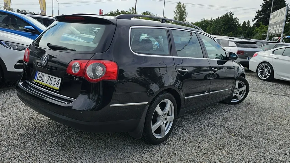 VOLKSWAGEN Passat -