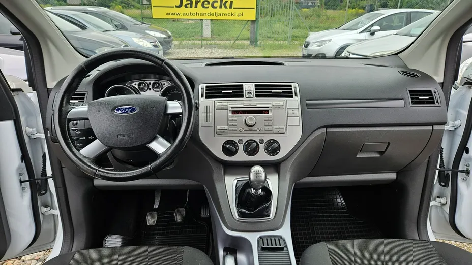 FORD Kuga -
