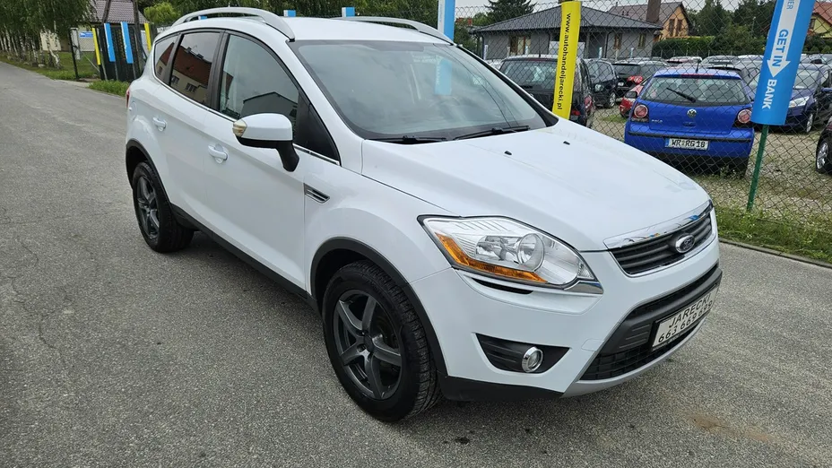 FORD Kuga -