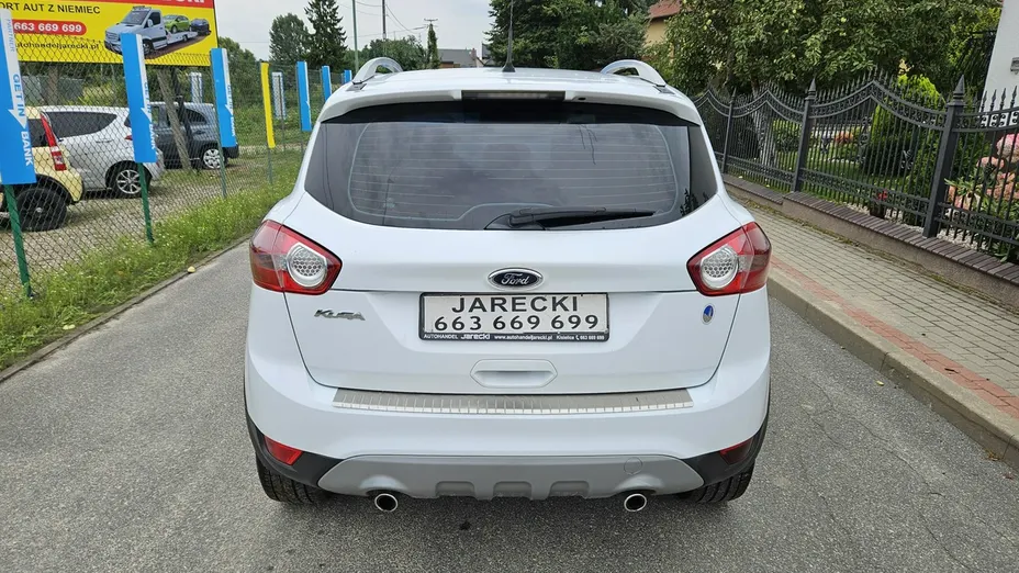 FORD Kuga -