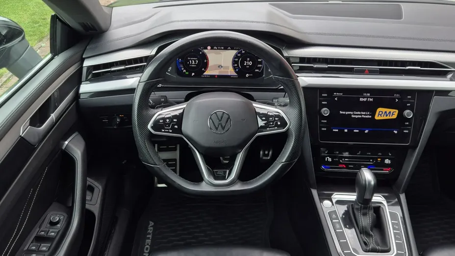 VOLKSWAGEN Arteon -