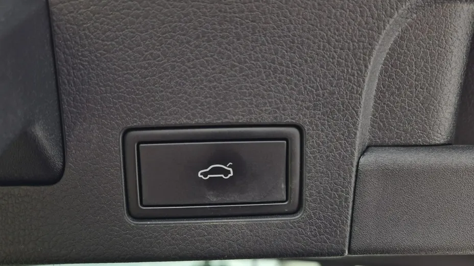 VOLKSWAGEN Arteon -