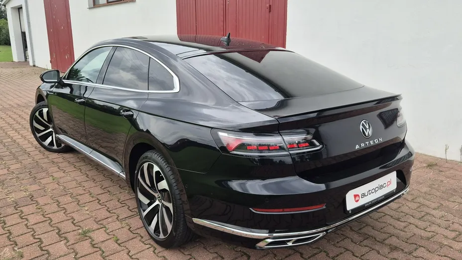 VOLKSWAGEN Arteon -
