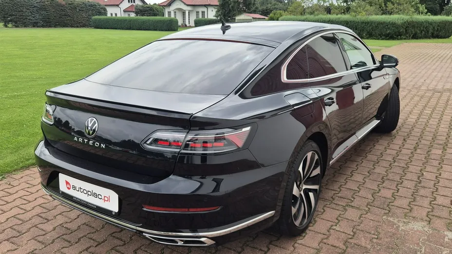 VOLKSWAGEN Arteon -