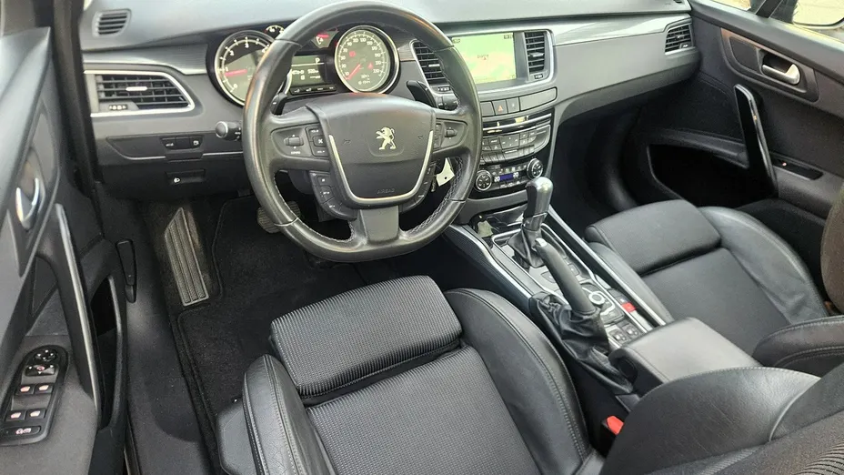 PEUGEOT 508 -