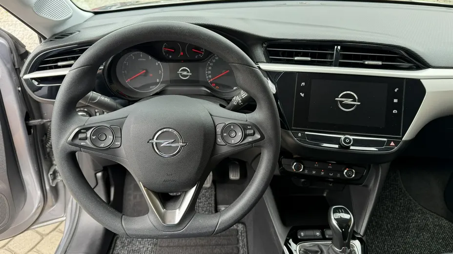 OPEL Corsa -