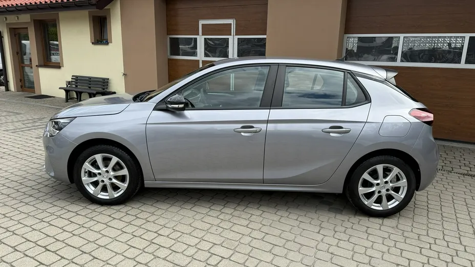 OPEL Corsa -