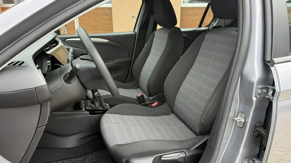 OPEL Corsa -